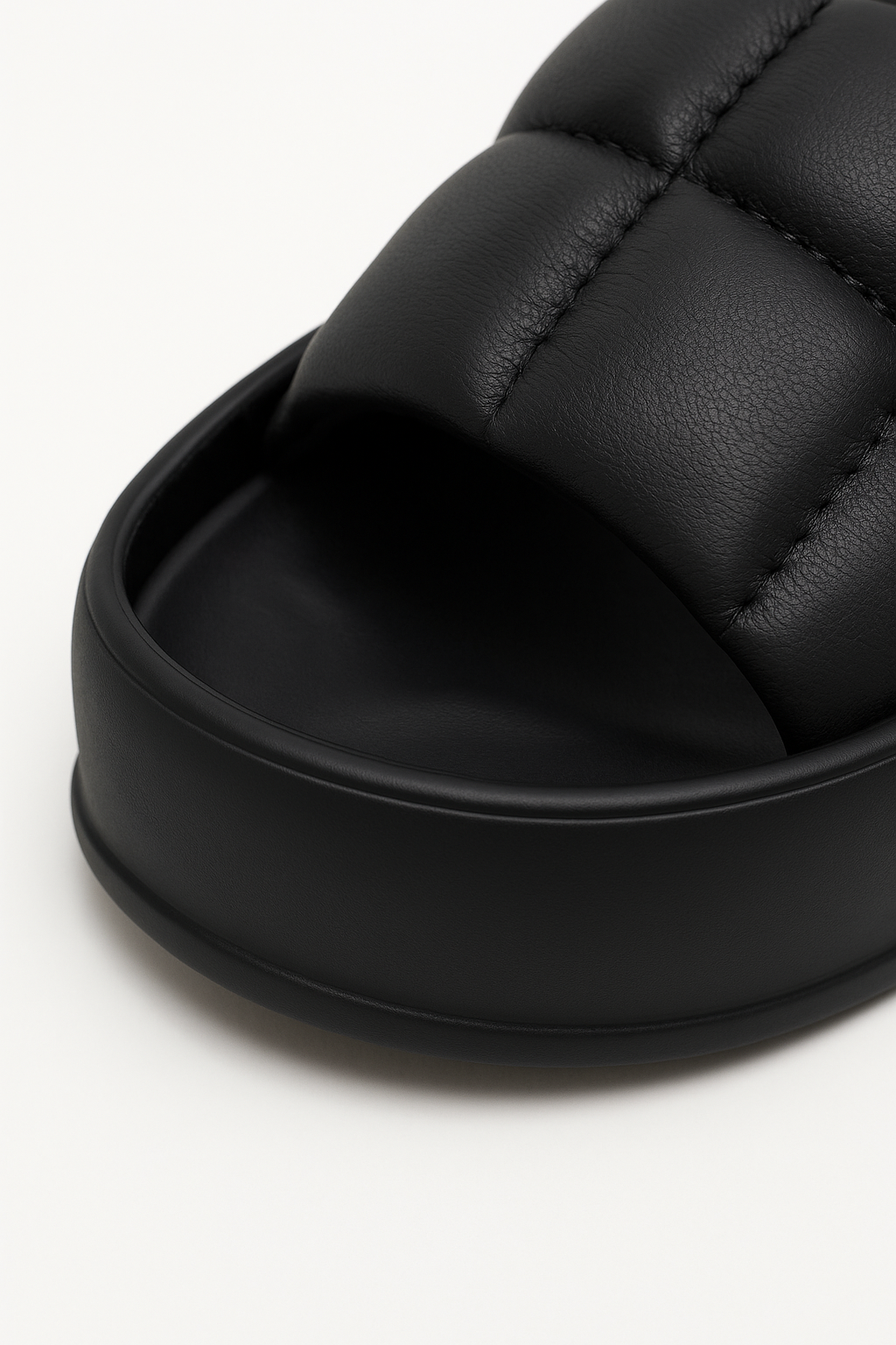 Sandales à plateforme en cuir de mouton faites à la main