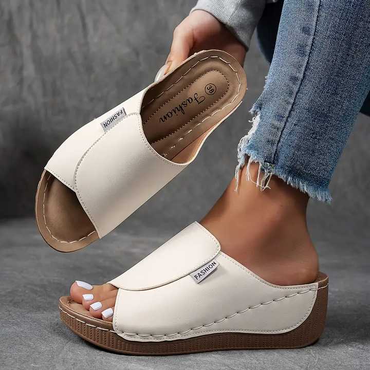 Sandales compensées à enfiler à bout ouvert pour femme
