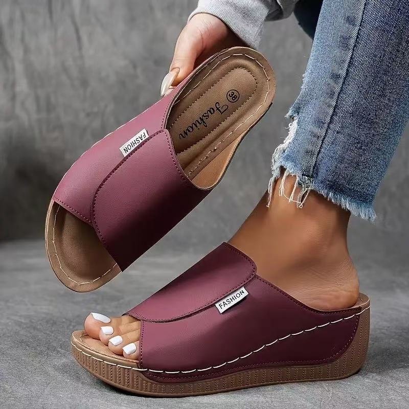 Sandales compensées à enfiler à bout ouvert pour femme