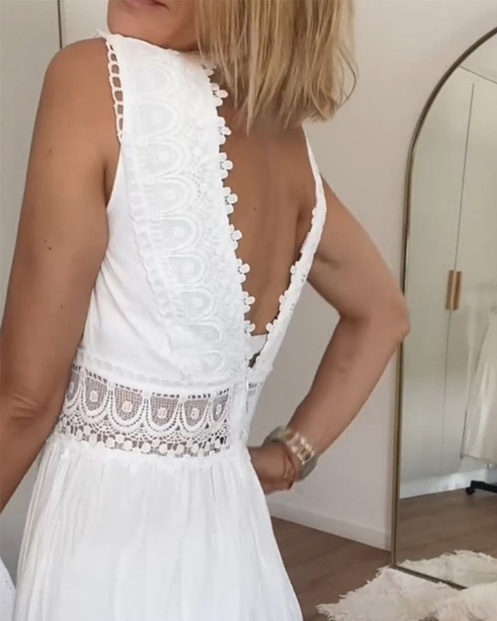 Kim | Robe en dentelle à col en V (Bientôt en rupture de stock)